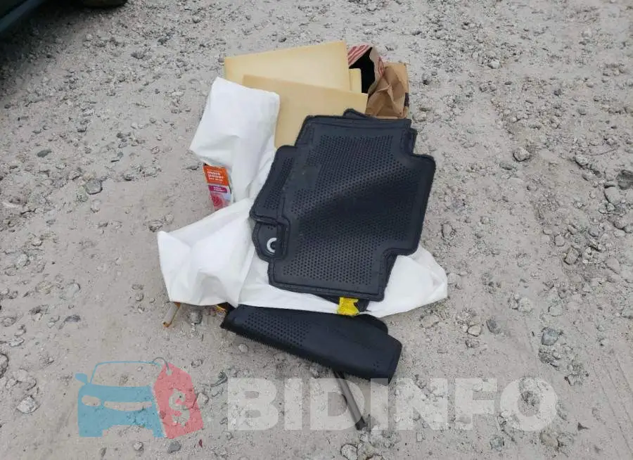 2T3BFREV9JW738893 Photo# 13