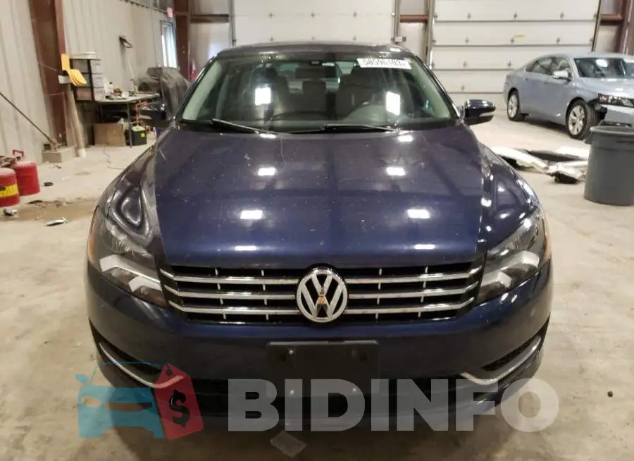 1VWBN7A3XEC083046 Photo# 5