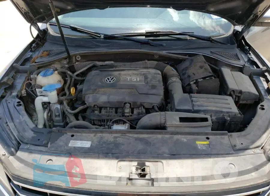 1VWBS7A39GC042385 Photo# 11