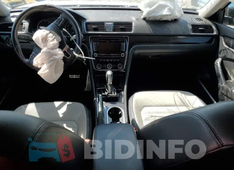 1VWBS7A3XFC099046 Photo# 8