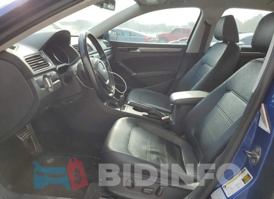 1VWDT7A39HC060246 Photo# 7