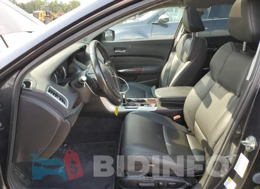 19UUB1F39FA021663 Photo# 7