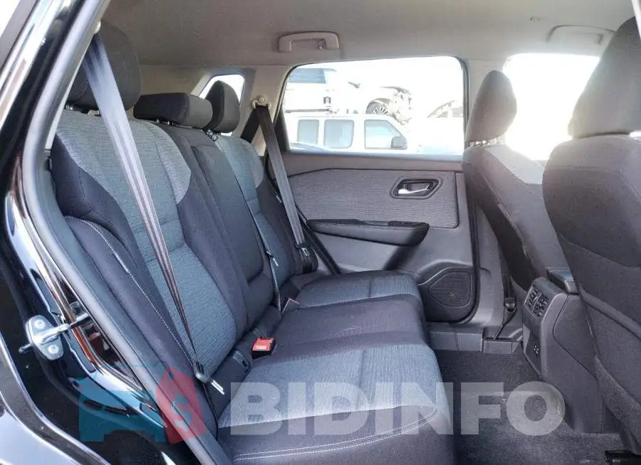 5N1BT3BA7PC852163 Photo# 10