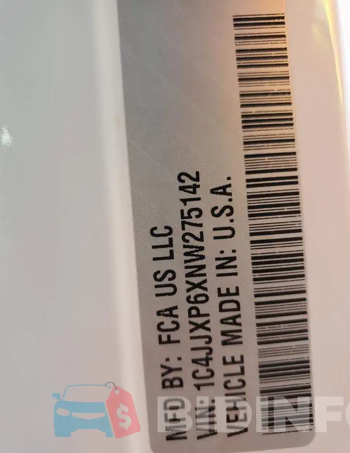 1C4JJXP6XNW275142 Photo# 13