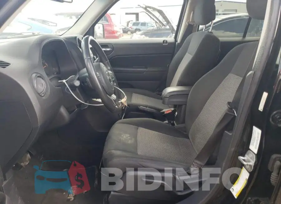 1C4NJRFB6ED848089 Photo# 7