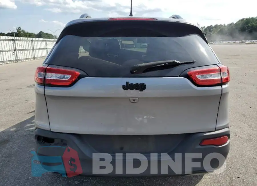 1C4PJLCB2JD511486 Photo# 6