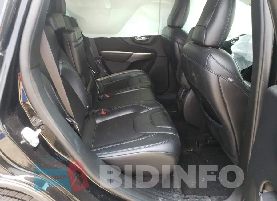 1C4PJLLB7KD130167 Photo# 10