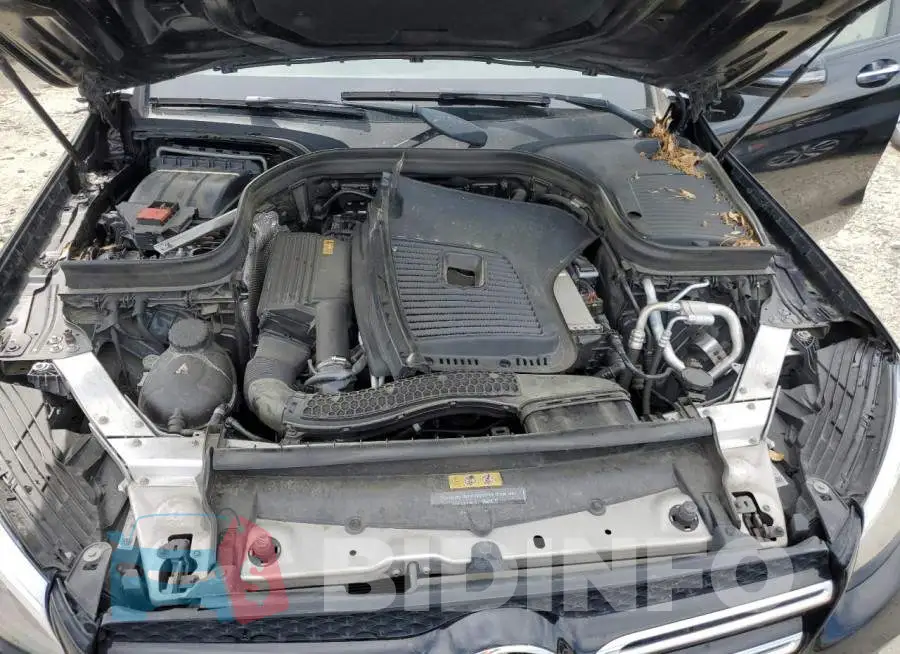 WDC0G4JBXKV163418 Photo# 12