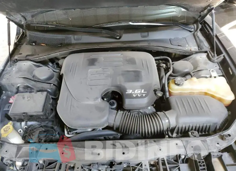 2C3CDXHG6GH170000 Photo# 11