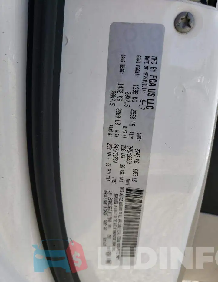 2C4RC1GGXJR117440 Photo# 13