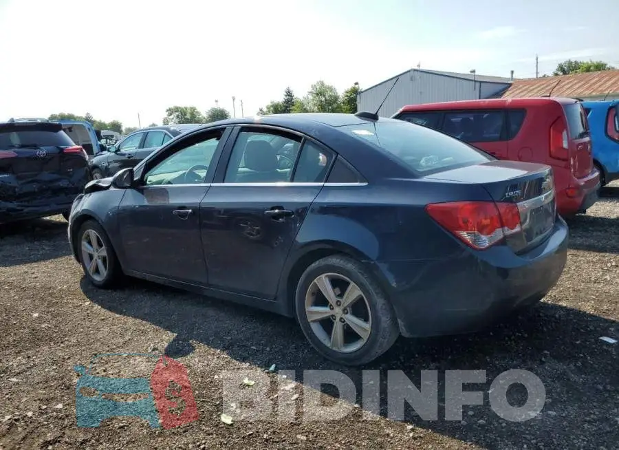 1G1PE5SB3F7177484 Photo# 2