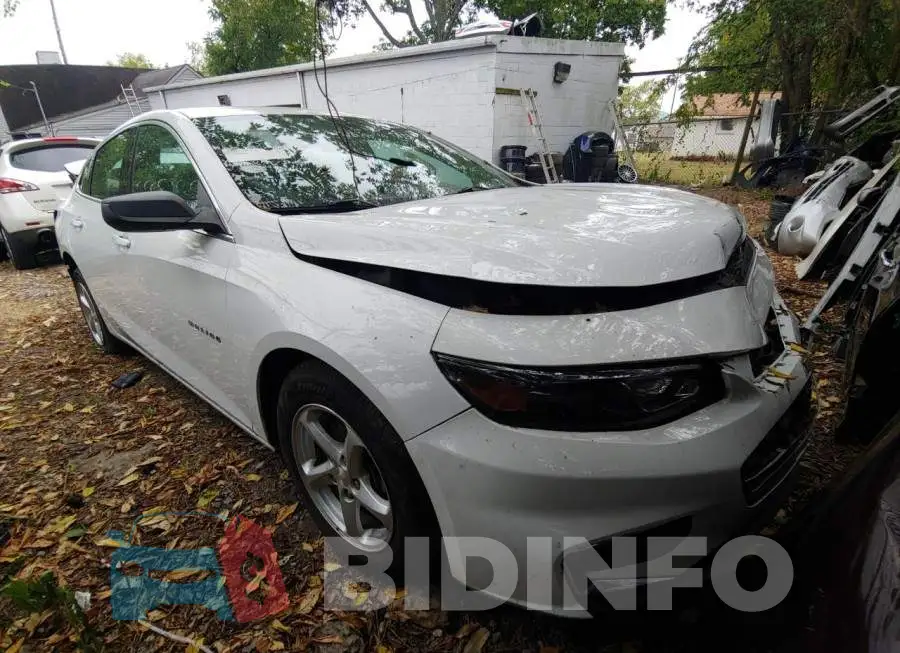 1G1ZB5ST2HF178211 Photo# 1