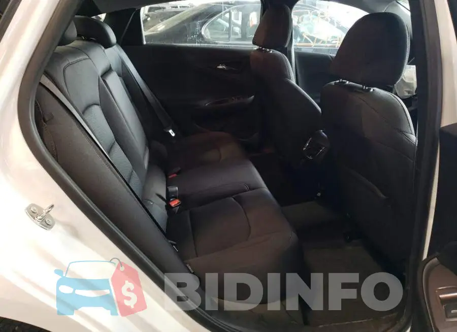 1G1ZD5ST3PF209863 Photo# 10