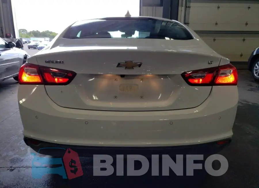 1G1ZD5ST3PF209863 Photo# 6