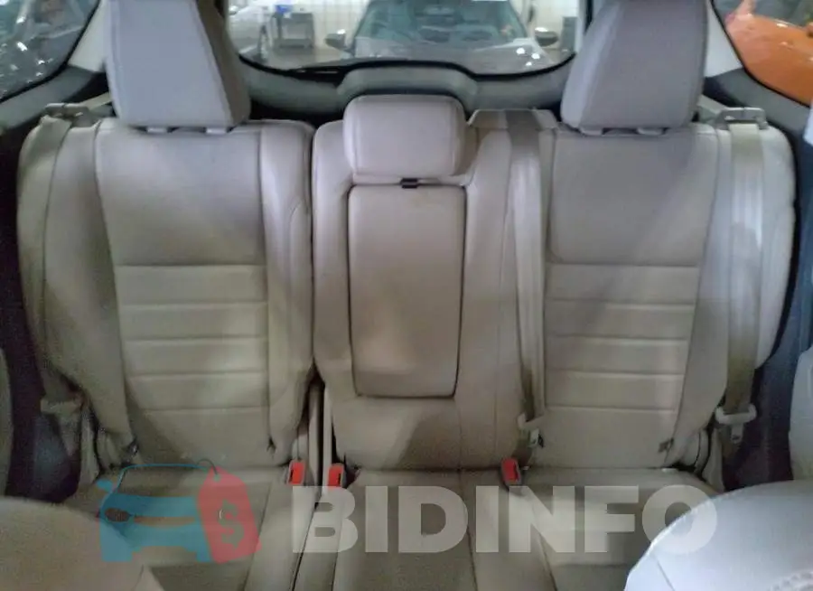 1FMCU9J90FUB17058 Photo# 10