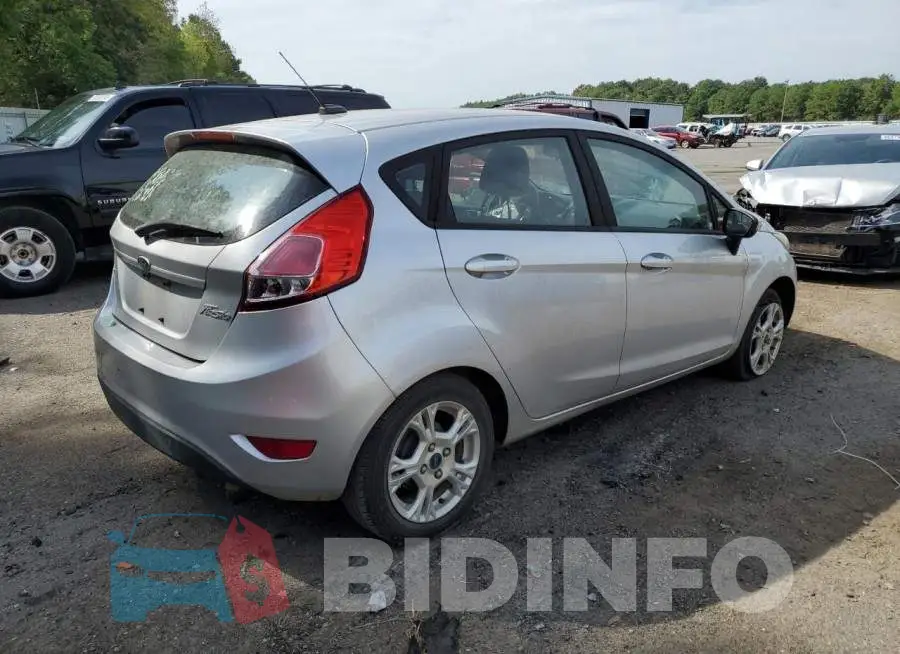 3FADP4EJ1GM160116 Photo# 3