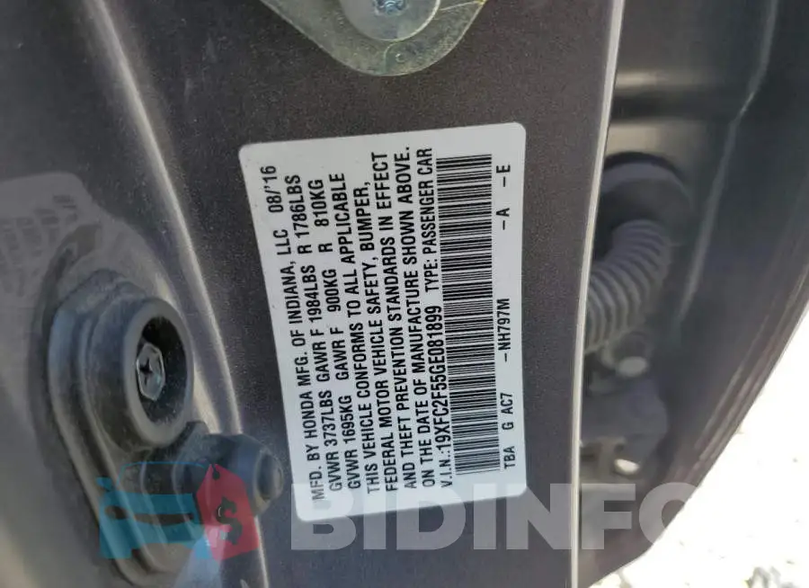 19XFC2F55GE081899 Photo# 12