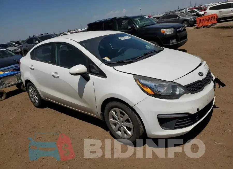 KNADM4A35G6640375 Photo# 4