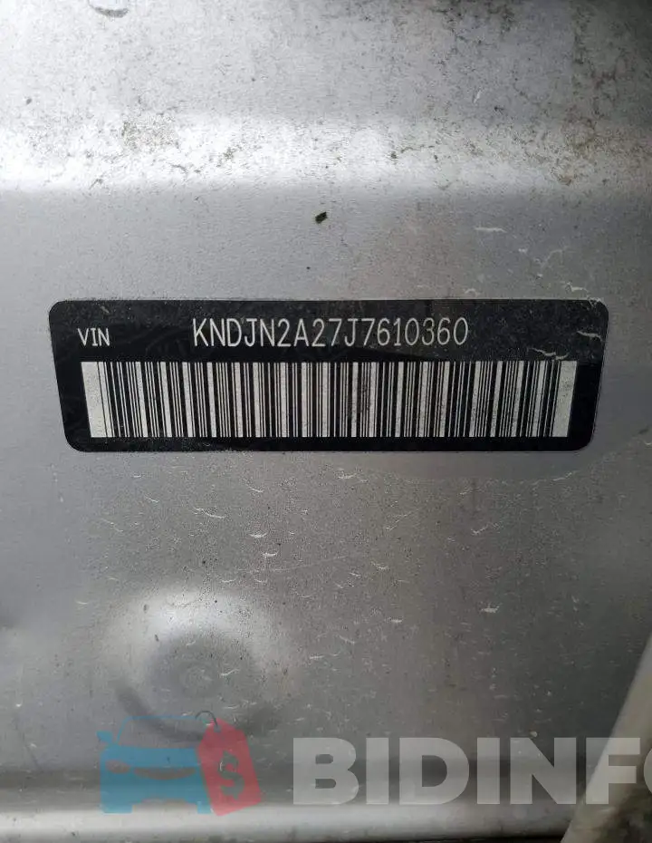 KNDJN2A27J7610360 Photo# 12