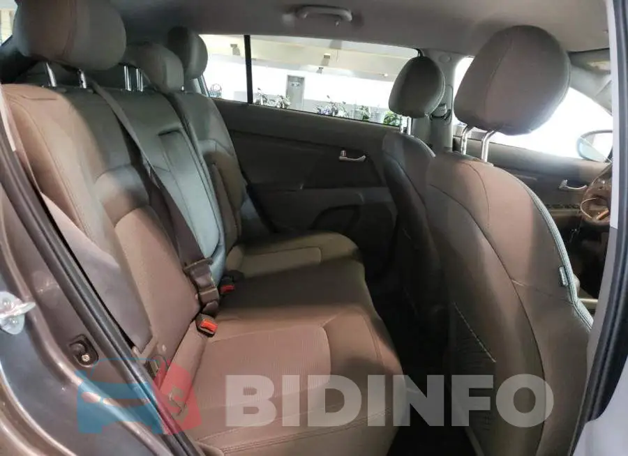 KNDPB3AC1F7754169 Photo# 11