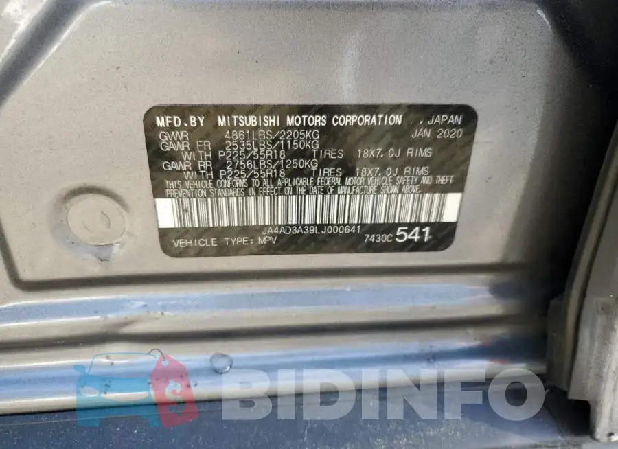 JA4AD3A39LJ000641 Photo# 14