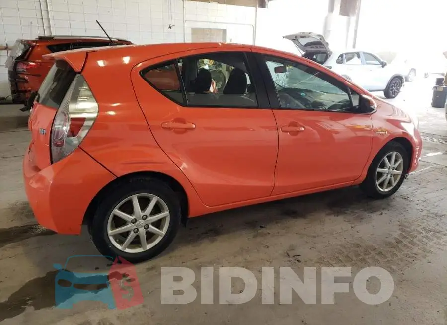 JTDKDTB34E1074304 Photo# 3