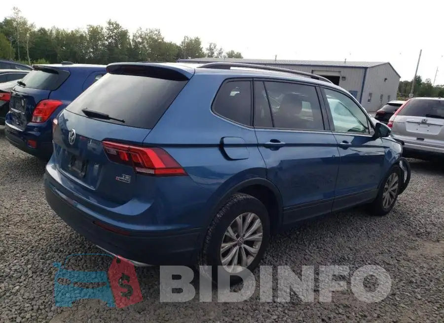 3VV0B7AX0JM112019 Photo# 3