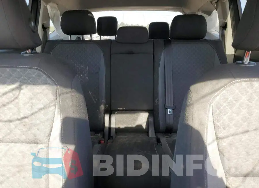 3VV1B7AX2KM084293 Photo# 10