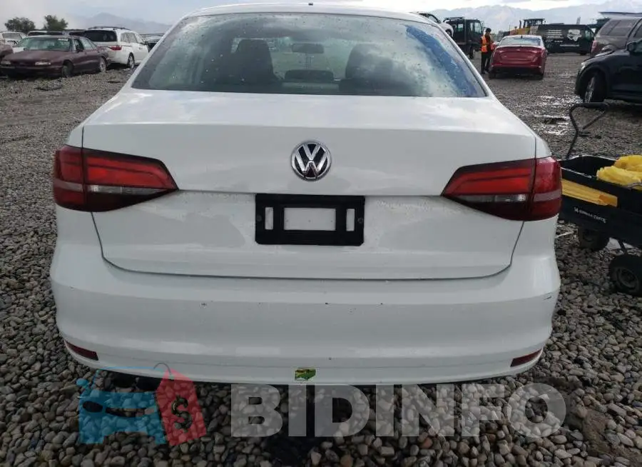 3VW2B7AJ0HM410323 Photo# 6