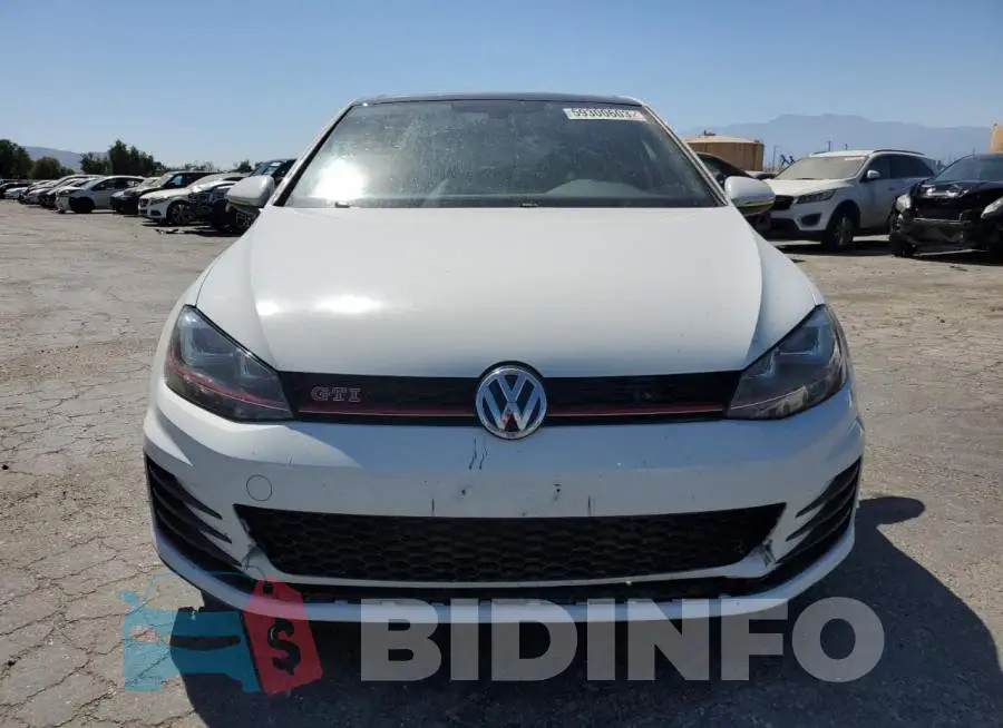 3VW447AU2HM025178 Photo# 5