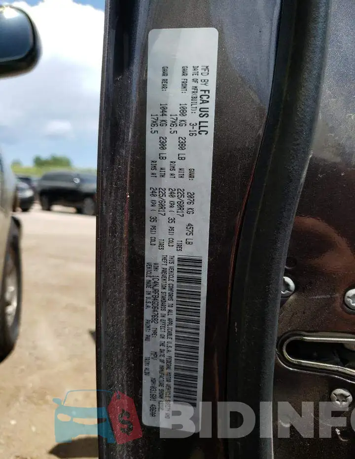 1C4NJRFB4GD647682 Photo# 13