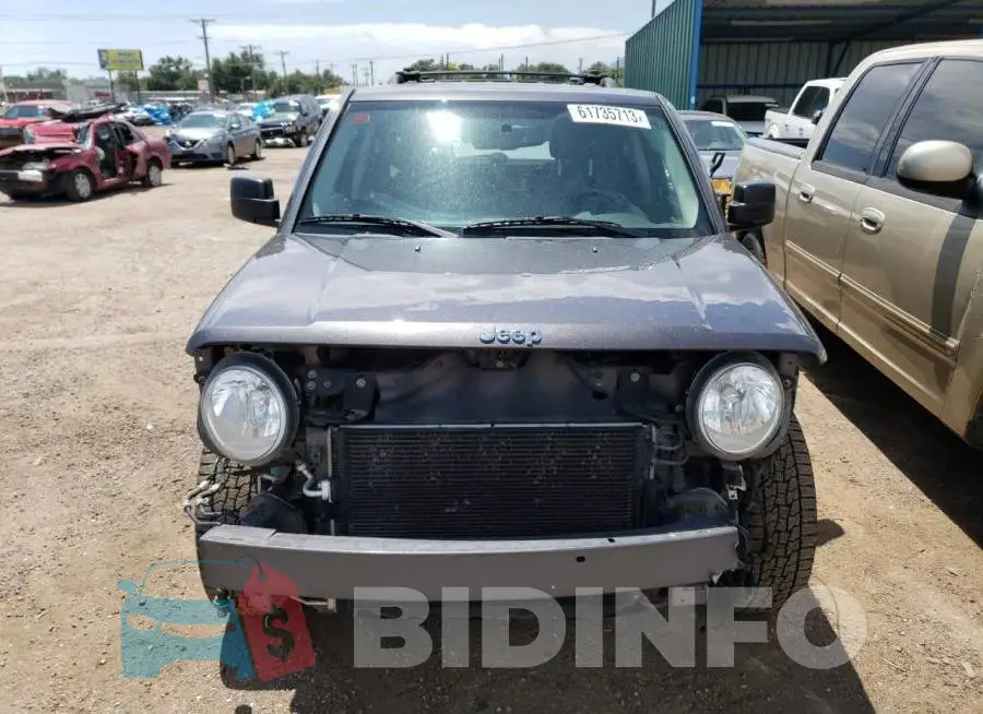 1C4NJRFB4GD647682 Photo# 5