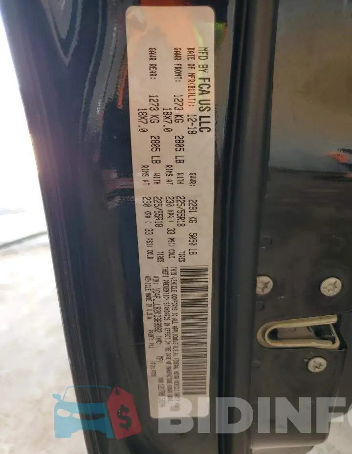 1C4PJLLB2KD369982 Photo# 12