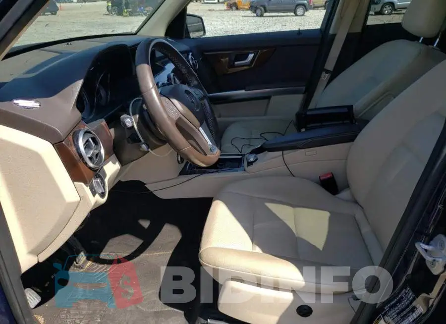 WDCGG5HB4FG437104 Photo# 7