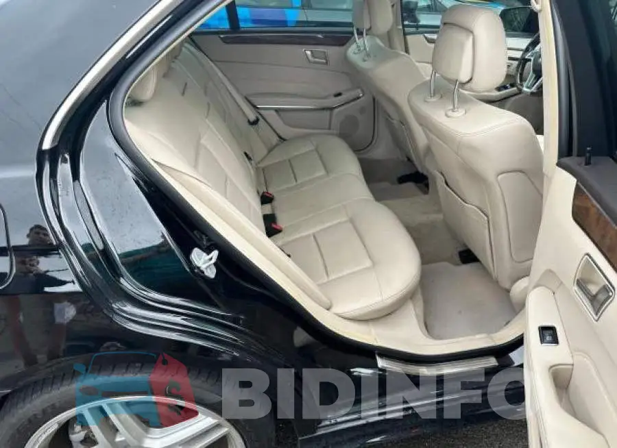 WDDHF5KB6EA927427 Photo# 6