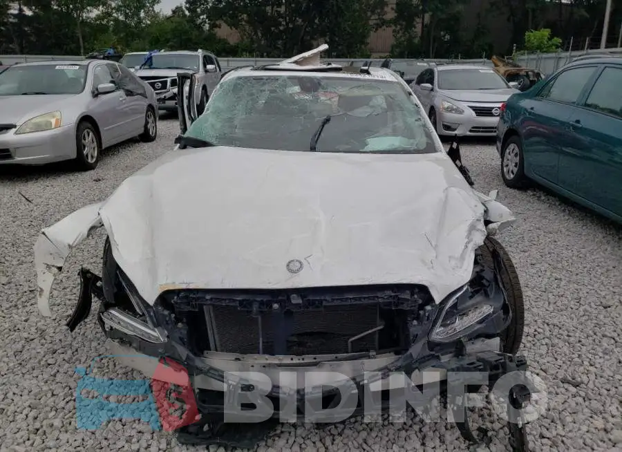 WDDHF8JB7FB105024 Photo# 5