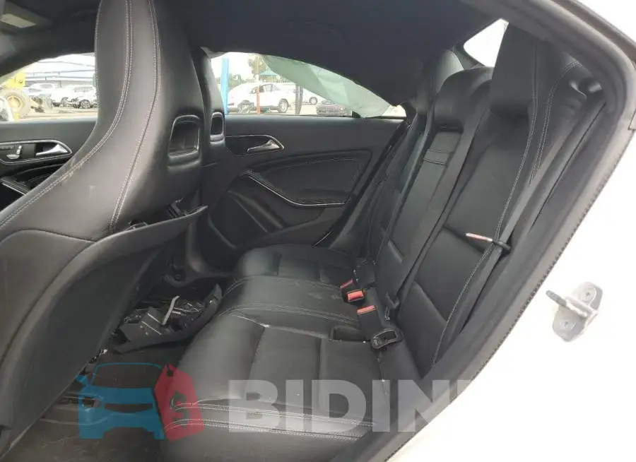 WDDSJ4EB2JN618471 Photo# 10