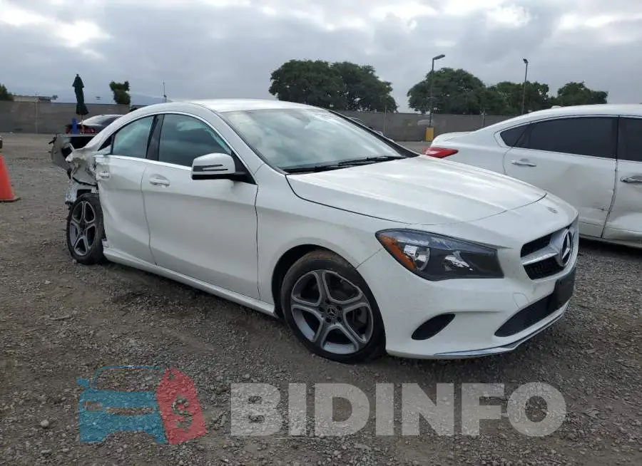 WDDSJ4EB2JN618471 Photo# 4