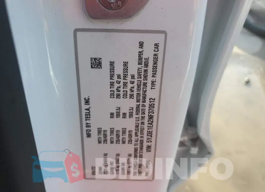 5YJ3E1EA2NF370512 Photo# 12