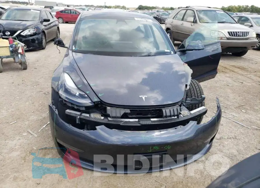 5YJ3E1EB8NF190945 Photo# 5