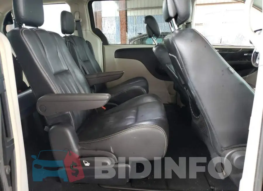 2C4RC1BGXGR148574 Photo# 11