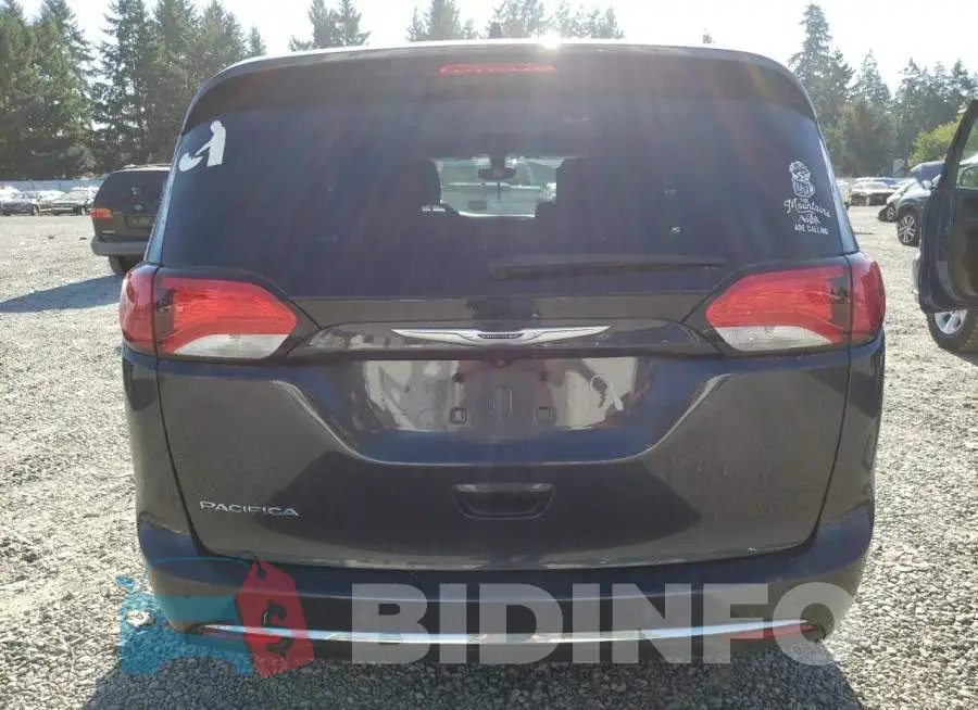 2C4RC1EG5LR138458 Photo# 6