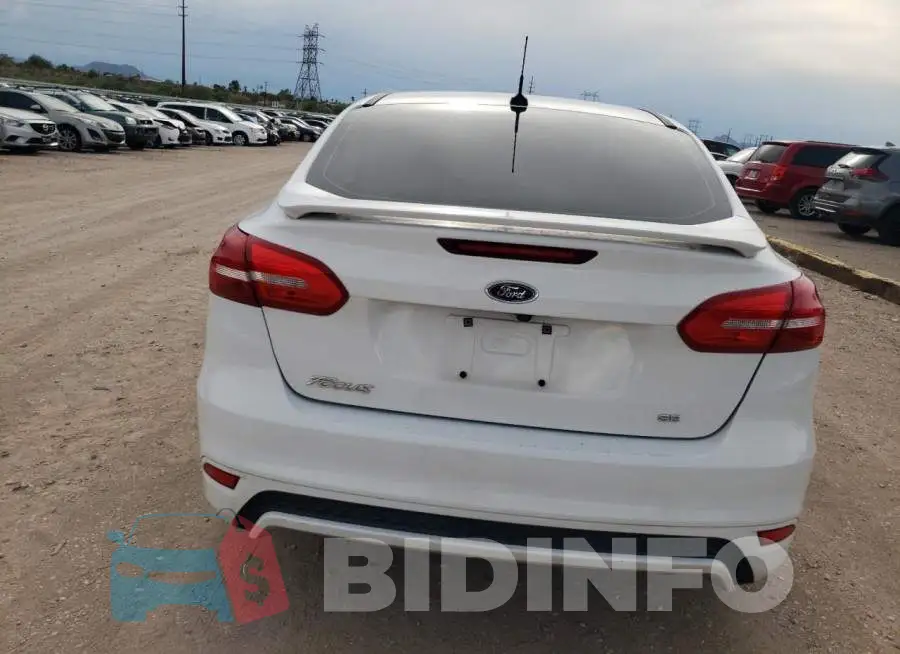 1FADP3F24GL203611 Photo# 6