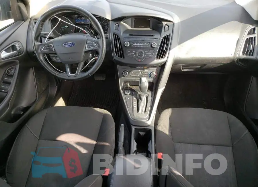 1FADP3F28FL281016 Photo# 8