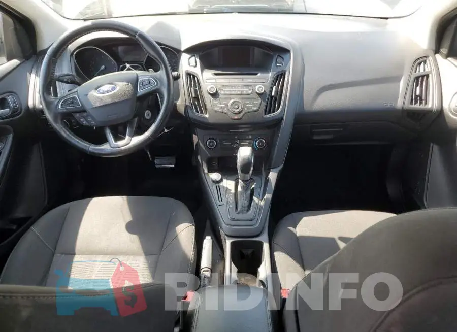 1FADP3K29FL272945 Photo# 8