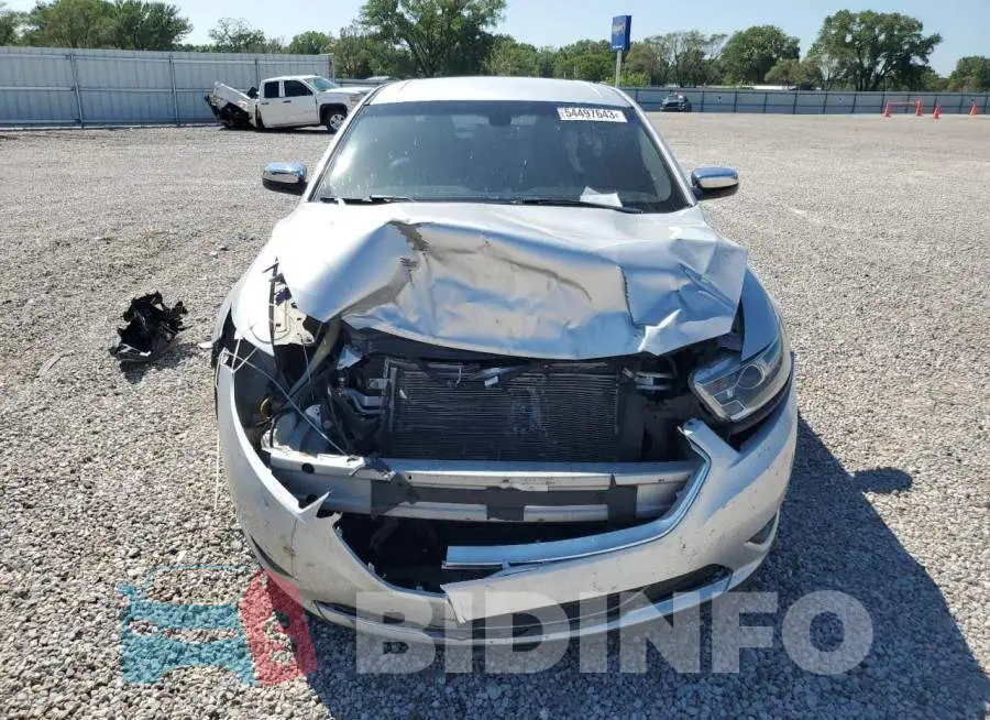 1FAHP2F83FG146812 Photo# 5