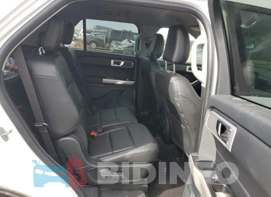 1FMSK7DHXPGB17173 Photo# 10
