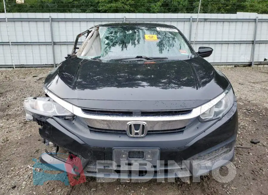 19XFC2F72HE217215 Photo# 5