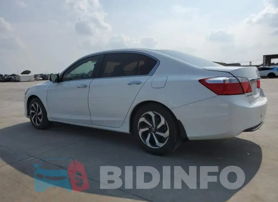 1HGCR2F33FA182118 Photo# 2