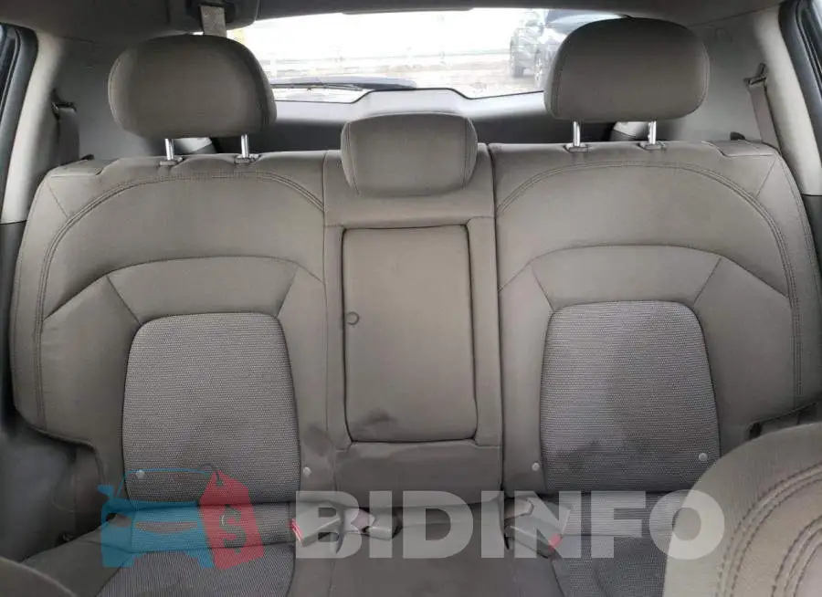 KNDPB3AC2F7674587 Photo# 10